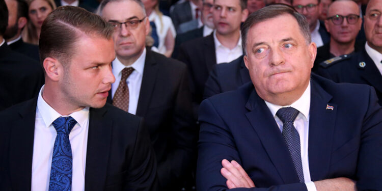 Stanivuković Dodiku: “Nikada niste slušali narod, samo ste pljačkali RS”