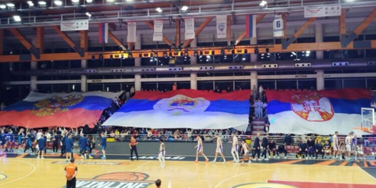 Laktaši: Igokea igrala protiv Zenita, navijači podigli zastave RS, Rusije i Srbije