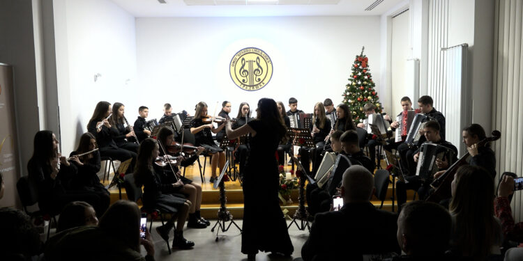 Novogodišnji koncert učenika muzičke škole za kraj 2025. godine
