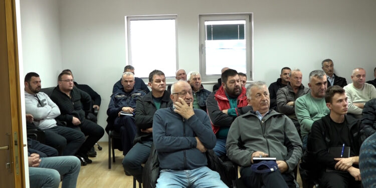 Održan sastanak o evidenciji svinja