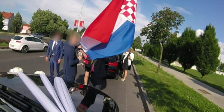 Državljani Hrvatske sankcionirani zbog ‘driftanja’ u svadbenoj povorci u Grudama