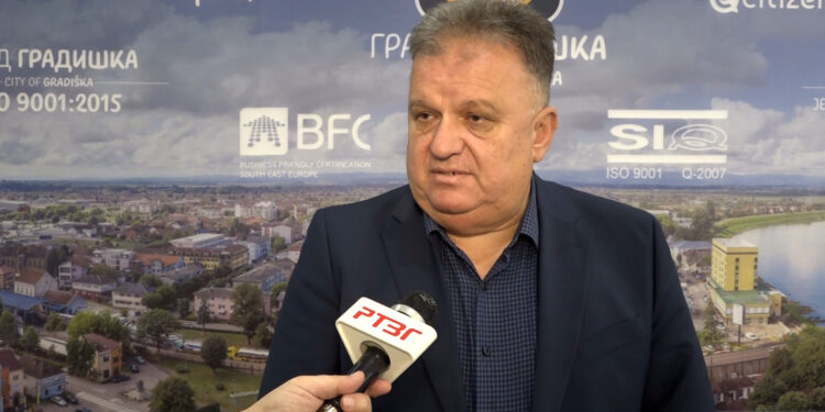 Adžić: Blokada otvaranja graničnog prelaza u Gradišci oslikava stanje u BiH