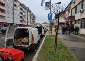 U ponedjeljak podjela božićnih pečenica