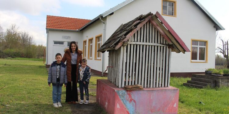 Jazovac nadomak Gradiške: Bogate uspomene u školi sa dva đaka