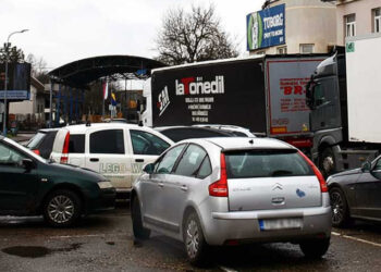 Stabilna situacija na granici u Gradišci uprkos protestu prevoznika