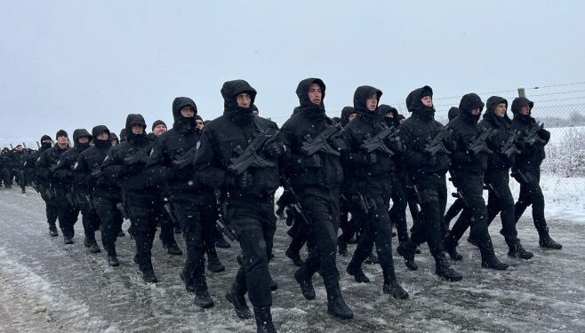 Pripadnici MUP-a RS održali probu defilea uoči Dana Republike Srpske