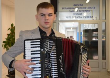Zaljubljen u harmoniku i narodnu muziku: Zvijezda koja dolazi zove se Dimitrije