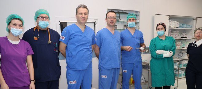 Izvedena laparoskopska operacija karcinoma rektuma