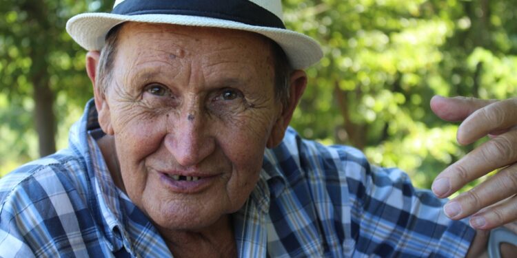Devet života Radislava Šljivara, poštara u penziji