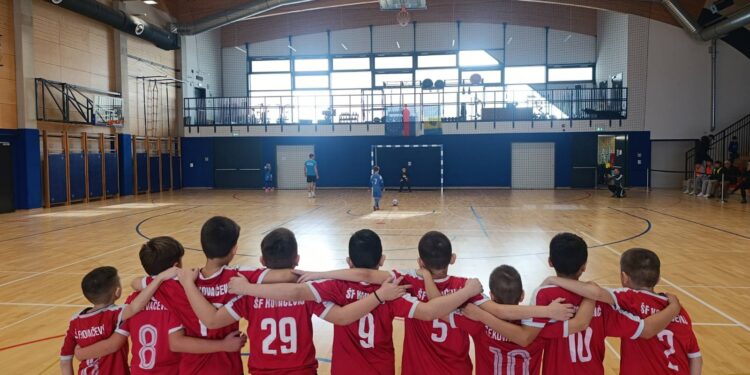 Škola fudbala „Kovačević“ najbolja na turniru u Sloveniji (FOTO)