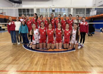 Ubjedljiva pobjeda odbojkašica Kozare, slavile i pionirke u gradskom derbiju (FOTO)