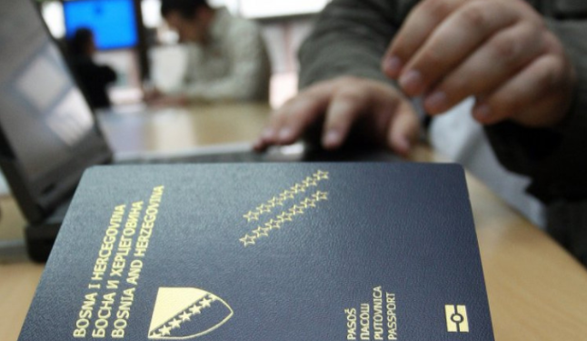 SAD privremeno obustavljaju prijem viznih zahtjeva iz BiH!