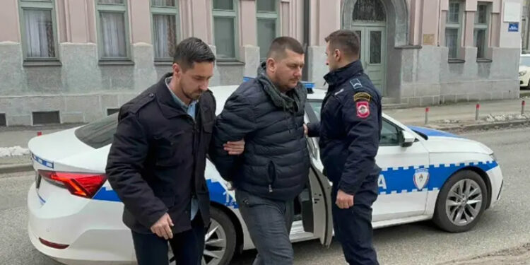 Vjeroučitelj uhapšen zbog vrbovanja djece za pornografiju