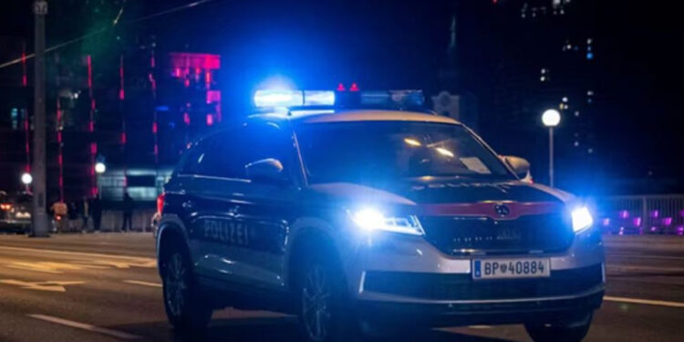 25-godišnjak iz BiH preticao pa udario auto i pobjegao: Policija ga našla kako spava u vozilu