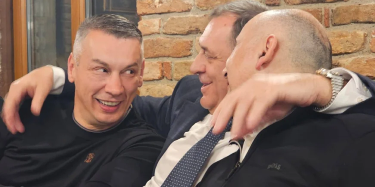 Nešić nakon dugo vremena ponovo u Dodikovom zagrljaju
