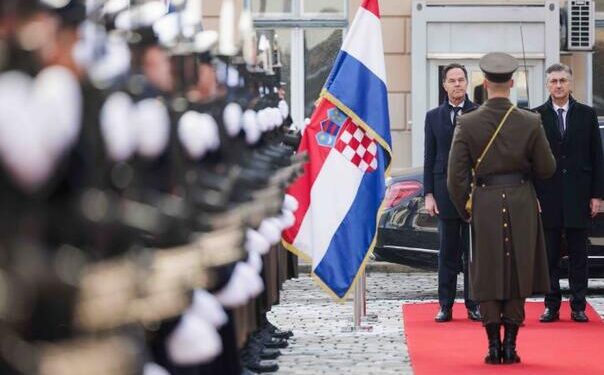 Šef NATO-a pozvao Hrvatsku da se naoružava: Proizvodite oružje, novca ima