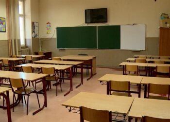 Problem s koncentracijom: U Srbiji razmatraju skraćivanje školskih časova sa 45 na 30 minuta