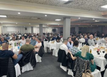 „Srbobransko veče“ okupilo 350 Srba Donjovakufljana u Gradišci