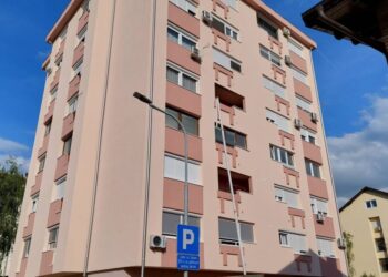 Foto dana: Gradiška sufinansira obnovu fasada, stanari dobijaju toplije i ljepše domove