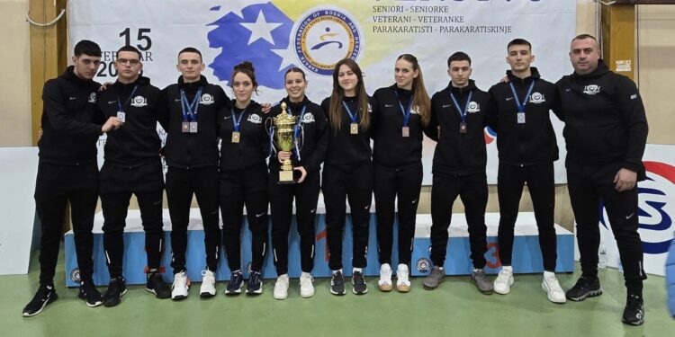 Karatisti Nitena osvojili pet medalja na seniorskom prvenstvu BiH (FOTO)