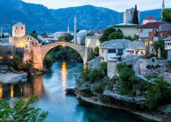 Ponos Bosne i Hercegovine: Stari most u Mostaru proglašen najljepšim mostom na svijetu
