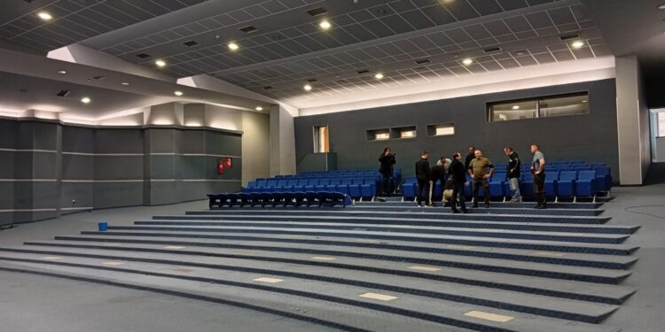 U toku radovi na rekonstrukciji velike sale Kulturnog centra Gradiška