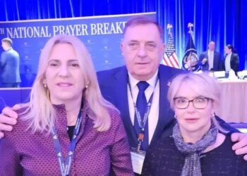 Dodik se javio iz Washingtona: Velika mi je čast što prisustvujem Molitvenom doručku