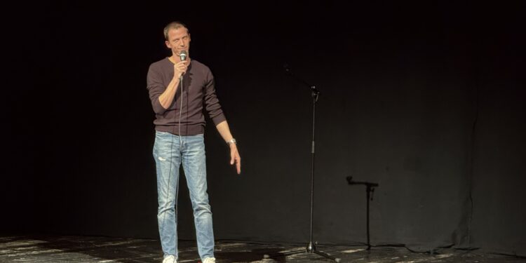 Odigrana stend-ap komedija Ivana Panića u Gradišci