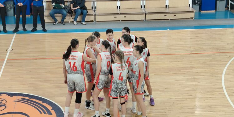 Pobjeda košarkašica Kozare uz 12 pogođenih trojki (FOTO)