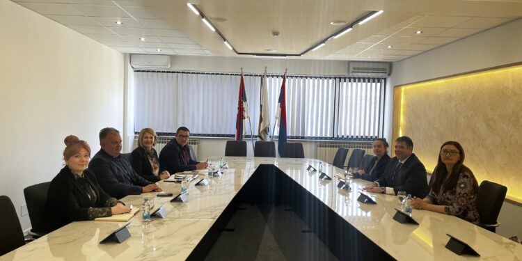 Gradonačelnik Gradiške održao sastanak sa šefom Kancelarije Ambasade Sjedinjenih Američkih Država u Banjaluci