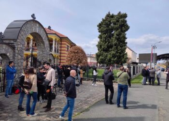 Predstavnici Savjeta ministara i Vlade FBiH nisu se odazvali na sastanak sa prevoznicima, premijer Minić ponovo pružio podršku 