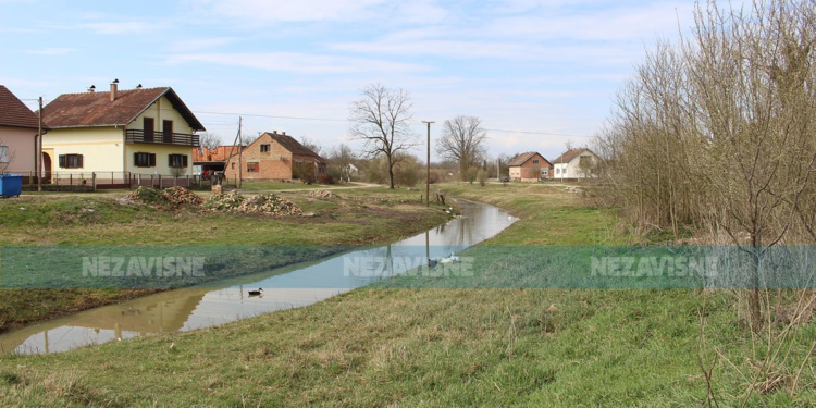 Naftna bušotina kod Gradiške stala zbog “brestovih klada”