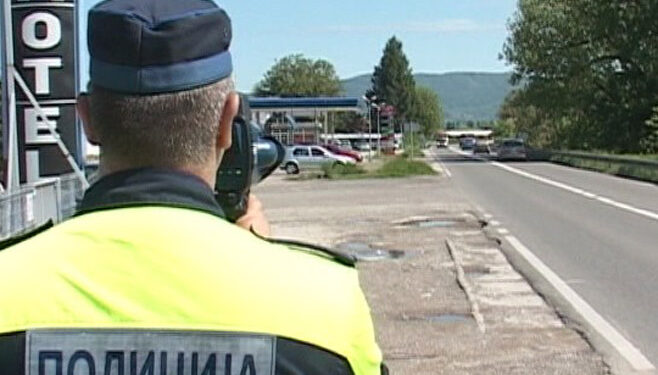 Zbog prekoračenja brzine evidentirana 260 prekršaja