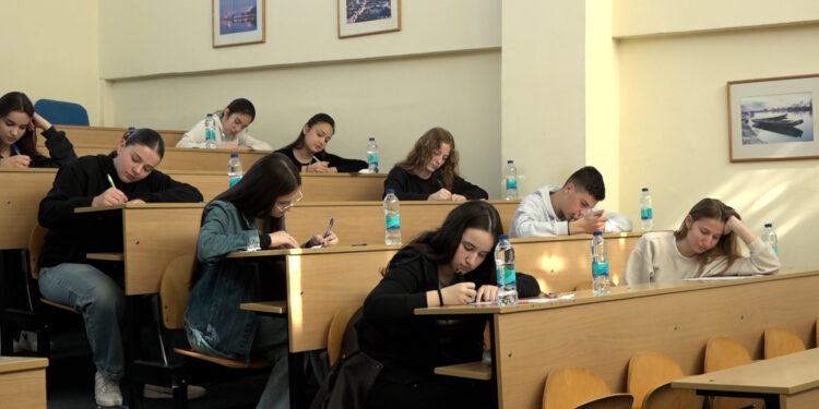 Regionalno takmičenje iz srpskog jezika održano u Gradišci