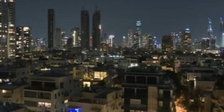 Iran ponovo pokrenuo raketni napad na Izrael