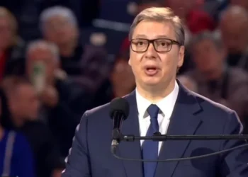 Vučić sa SNS mitinga poručio: Čuvat ćemo mir s Bošnjacima, neću dozvoliti da nas okreću jedne protiv drugih