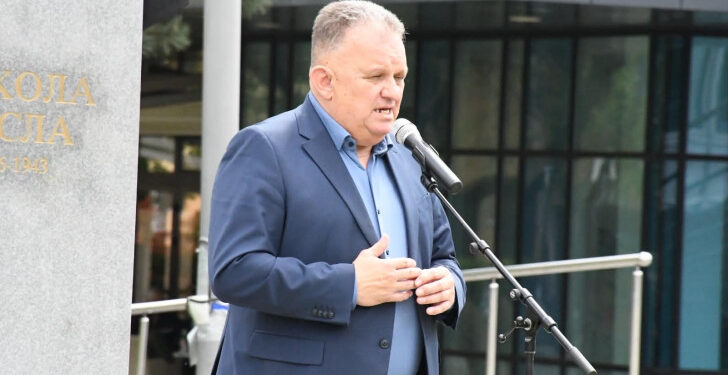 Gradiška dobila statuu Nikole Tesle: Vijek od prve sijalice u gradu na Savi