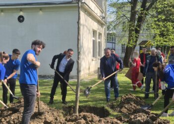 Upriličena „Kafa sa građanima“ u Gradišci