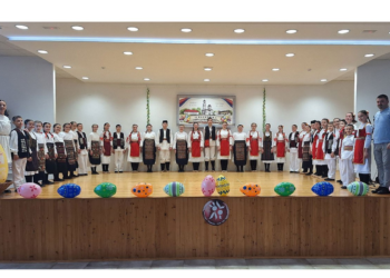 Vaskršnja smotra folklora u Novoj Topoli