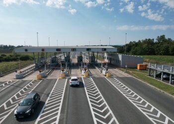 Autobusima koji u nedjelju prevoze putnike do Spomen-područja Donja Gradina neće biti naplaćena putarina