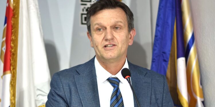 Blanuša: Stotine miliona izgubljene u energetskom sektoru RS zbog Rašida Serdarova