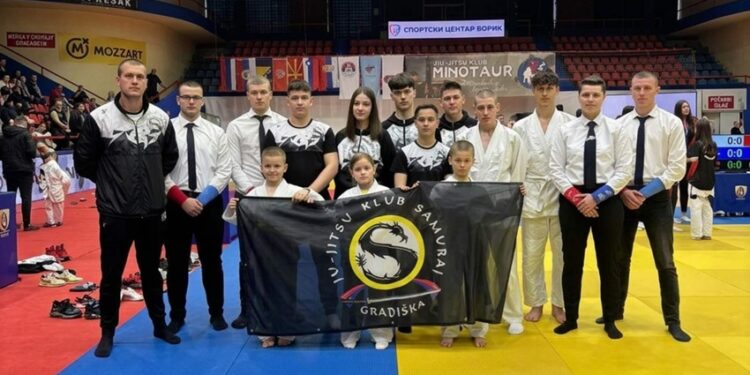 Džiju-džicu klub „Samuraj“ osvojio 17 medalja u Banjaluci (FOTO)