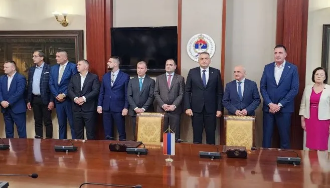 Potpisan ugovor za najveći projekt ikad u RS-u: Radovi na izgradnji gasovoda u junu
