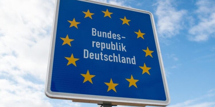 EU: Broj imigranata dostigao rekordnih 64,2 miliona