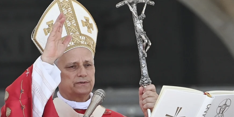 Vatikan uzvratio Trumpu: Papa ne govori jezikom sile