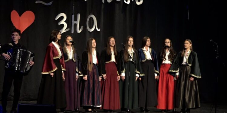 Učenici Tehničke škole priredbom pomogli drugarima (FOTO)