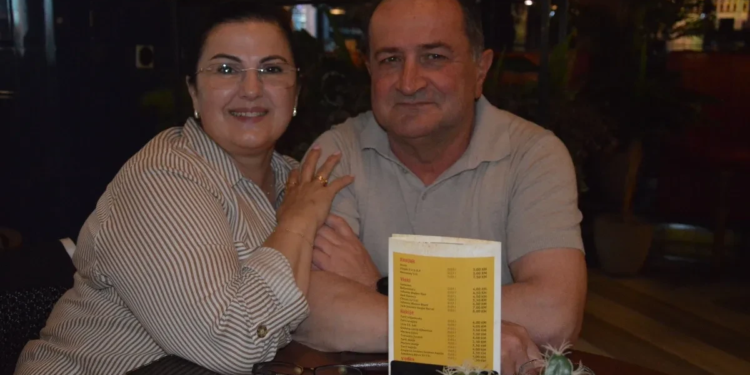 Danijela i Željko redovno prate Aloonline u Švedskoj: Obožavamo priče iz Gradiške!