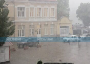 Olujno nevrijeme pogodilo Gradišku i okolinu, pričinjena velika šteta
