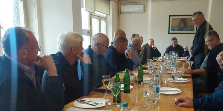 Susret bivših studenata i fudbalera: Srce bi na teren, ali noge ne mogu