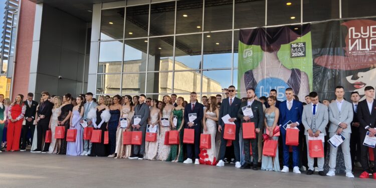 Tehnička škola Gradiška ispratila 170 maturanata